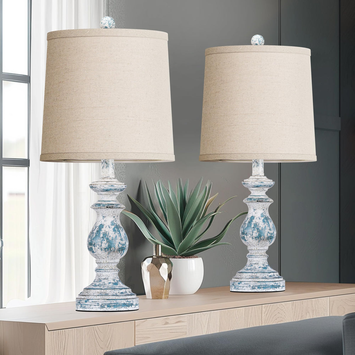 Set of 2 Table Lamps with Linen Shades B484