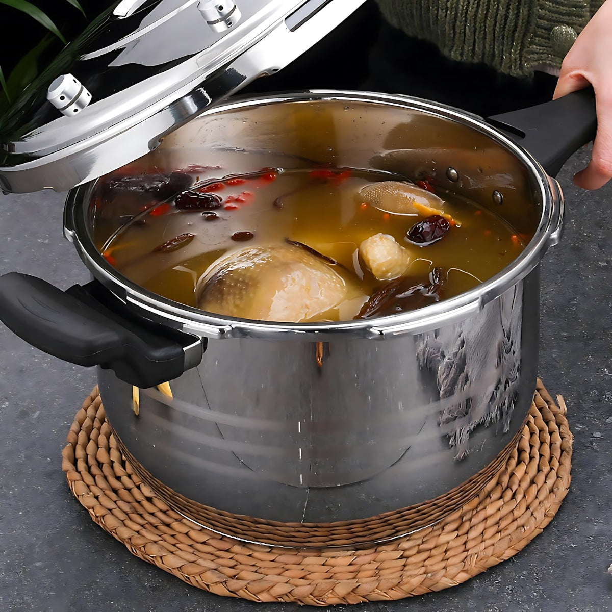 Stainless Steel 80KPA 3L Pressure Cooker X8891