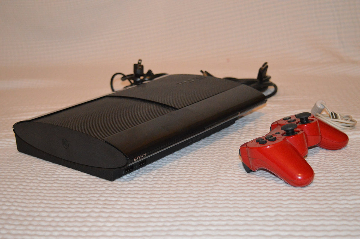 Playstation 3 Super Slim 500GB Game Console Bundle Z558