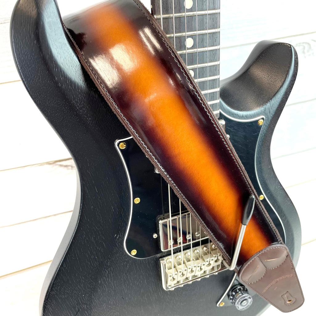 Sunburst Finish Guitar Strap with Pick Pockets & Padded Velour Back C526303